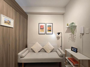 1BR Unit Condotel w Balcony FAME Residences -FM46